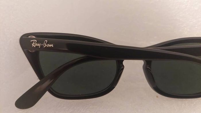 Brand New Childrens RayBan Miss Burbank Kids