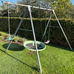 Swing set