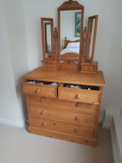 Chest of Drawers