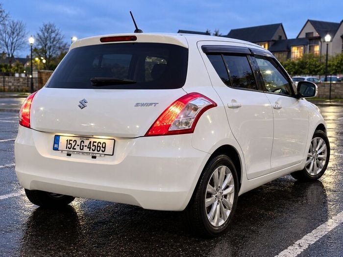 Suzuki Swift 2015