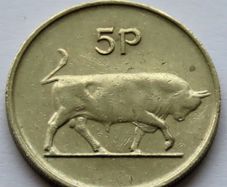 Ireland 1980 old 5p coin 46 years old