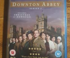 "Downton Abbey" Series/Season 2 Blu-ray incl "Christmas at Downton" - free standard postage