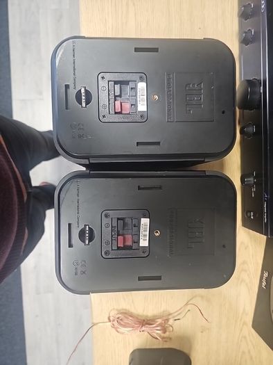 speakers & amplifier