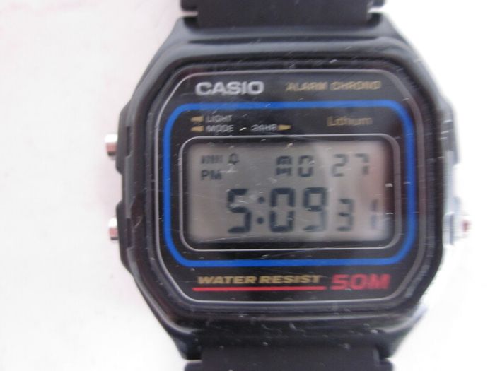 Casio 590 W59  Illuminator Digital Wristwatch