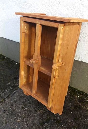 Country style floating display shelf