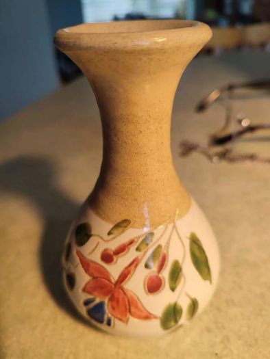 Rare find  Vintage 1990s Handmade Rob O Neill Bunratty Ireland Pottery Bud Vase