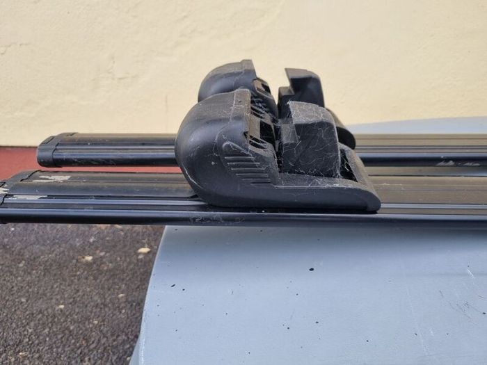 Bragan Roof bars (Flush rails)