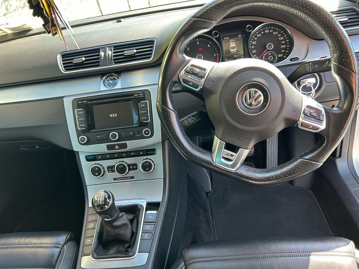 2015 Volkswagen Cc R-Line Sport 174hp (Price up for negotiation)