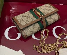 Gucci original wallet with chain