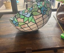 Beautiful stained-glass Tiffany lampshade in an Art Nouveau/Tiffany-style floral desig