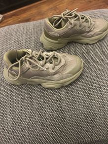 UK 12 Adidas Ozweego Green
