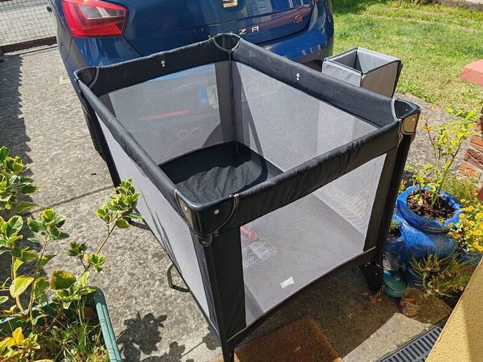 graco travel cot