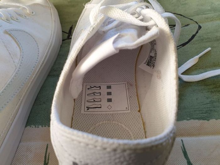 NikeCourt Legacy Canvas Womens Shoes 7.5UK