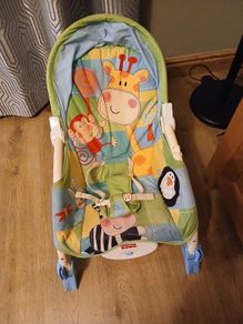 Baby vibrating chair