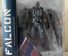 Marvel (Diamond) Select Falcon Sam Wilson from Marvel's Captain America The Winter Soldier