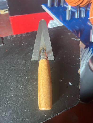 Trowel