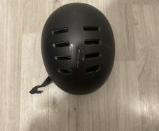 Helmet one scratch but good condition