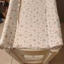 changing table Image 2