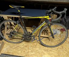 Boardman Team Carbon Racer