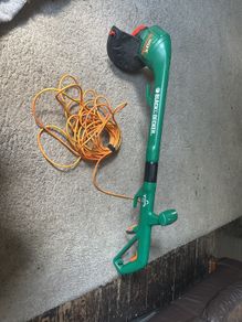 Black and decker strimmer