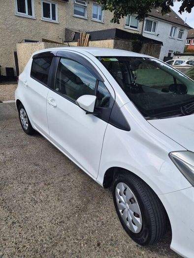 2013 Toyota Vitz