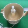 FREE. orange & lemon squeezer/juicer Image 3
