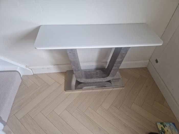 Hall table