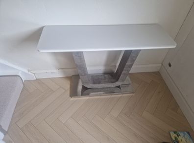 Hall table