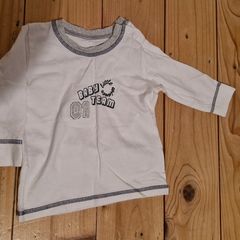 Long-sleeved baby top