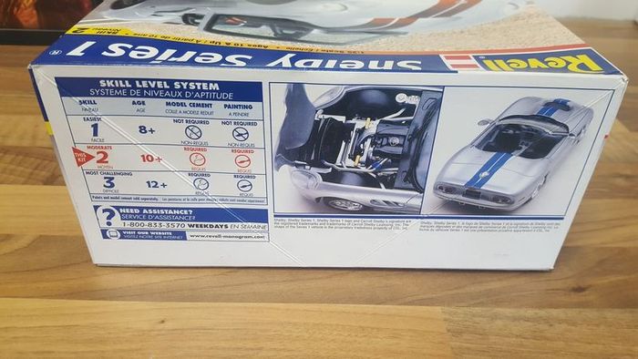 Revell Shelby series 1 1/25 model kit