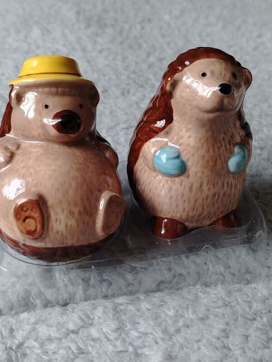 beautiful new Cath Kinston hedgehog salt & pepper shakers