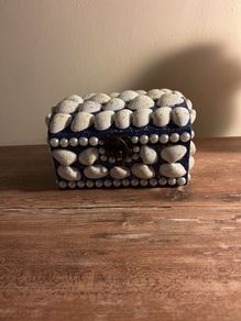Handmade seashells jewellery box