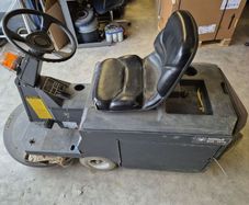 Ride on Nilfisk burnisher BHS 7014