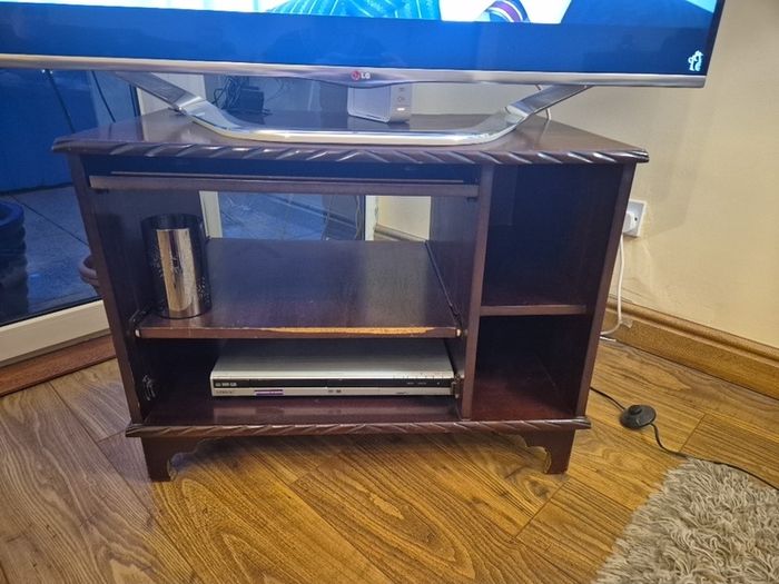 TV Cabinet