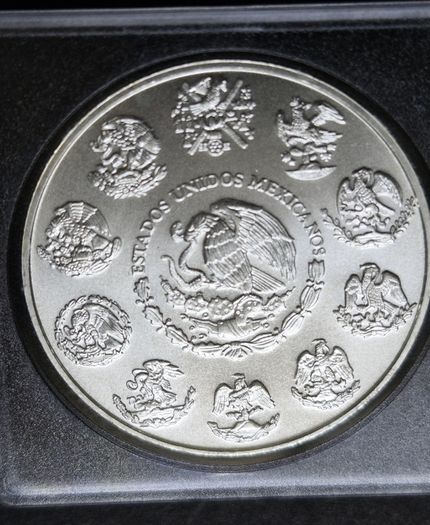 2010 Mexico Libertad 1 Oz .999 Silver Unc Coin
