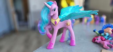 Large 8 Inch Princess Celestia Brushable MLP G4 My Little Pony 2010