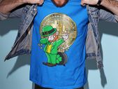 Dabbing Irish Leprechaun with lots of bitcoins t-shirt