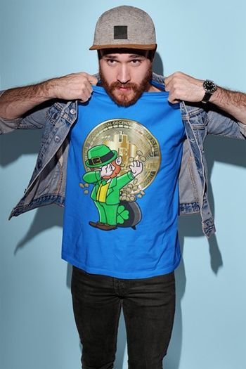 Dabbing Irish Leprechaun with lots of bitcoins t-shirt