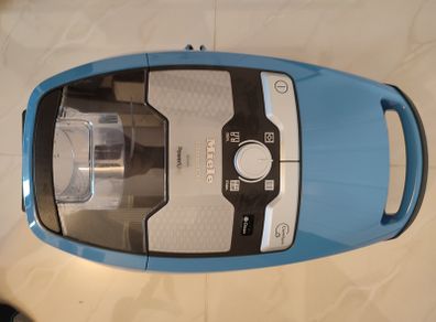 Miele bagless vacuum cleaner