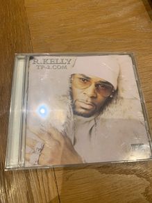 R. Kelly TP-2.com