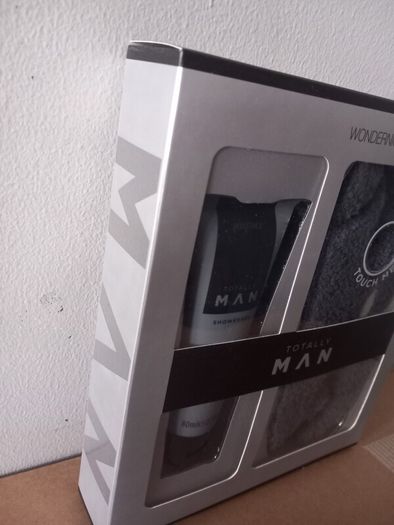 Set of 2 Brand New Mens Gift Sets