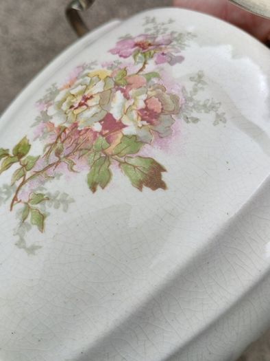 Fabolous Hand painted Victorian Stoneware Biscuit Barrel