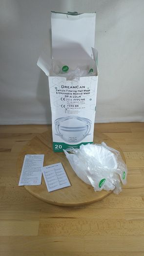 19 x DreamCan FFP2 NR Type IIR Face Masks Respirator Medical Grade DP-A-22L-K White