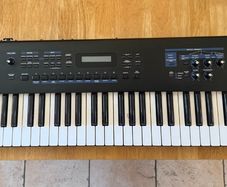 Roland Juno D