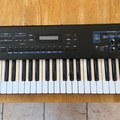 Roland Juno D