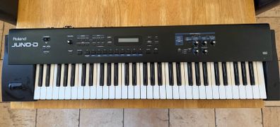 Roland Juno D