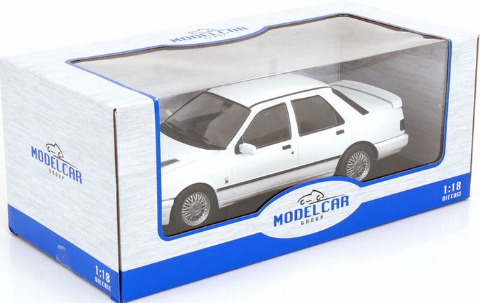 Ford Sierra Cosworth 1988 1/18 New In Box