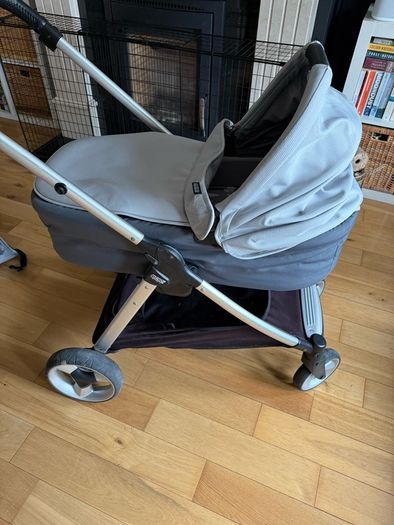 Baby Buggy - great condition