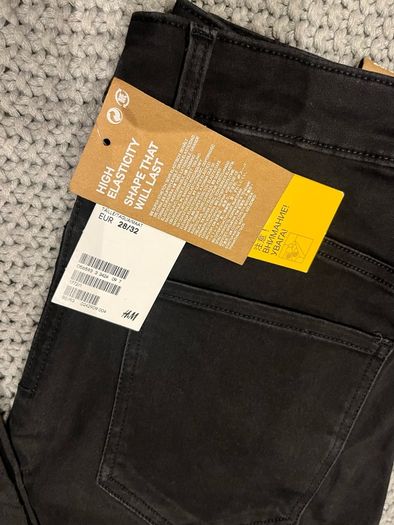 Black brand new H&M 28x32 jeans trousers super skinny