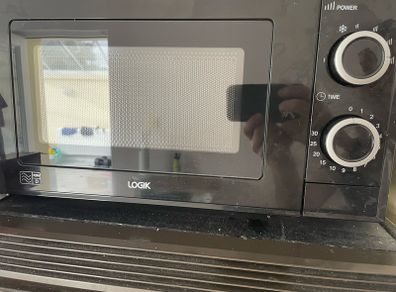 LOGIK LMB24 Compact Solo Microwave - Black